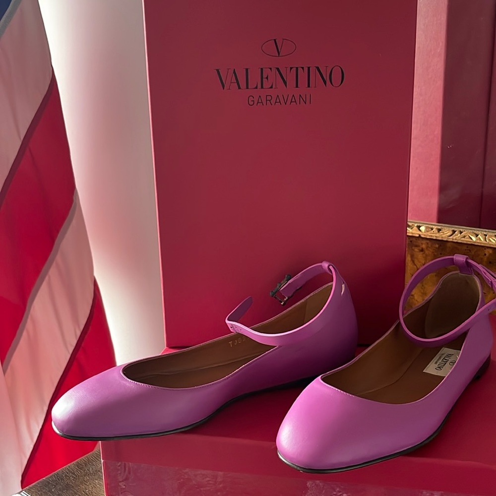 NEW Valentino ballerina flats / Mary Jane